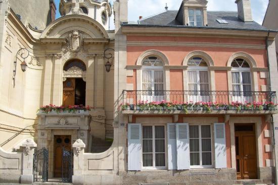 Le Pont Neuf 61 Alençon Exterior foto