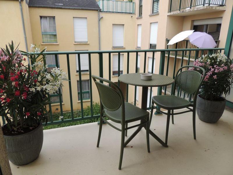 Le Pont Neuf 61 Alençon Exterior foto