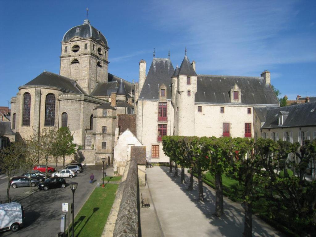 Le Pont Neuf 61 Alençon Exterior foto